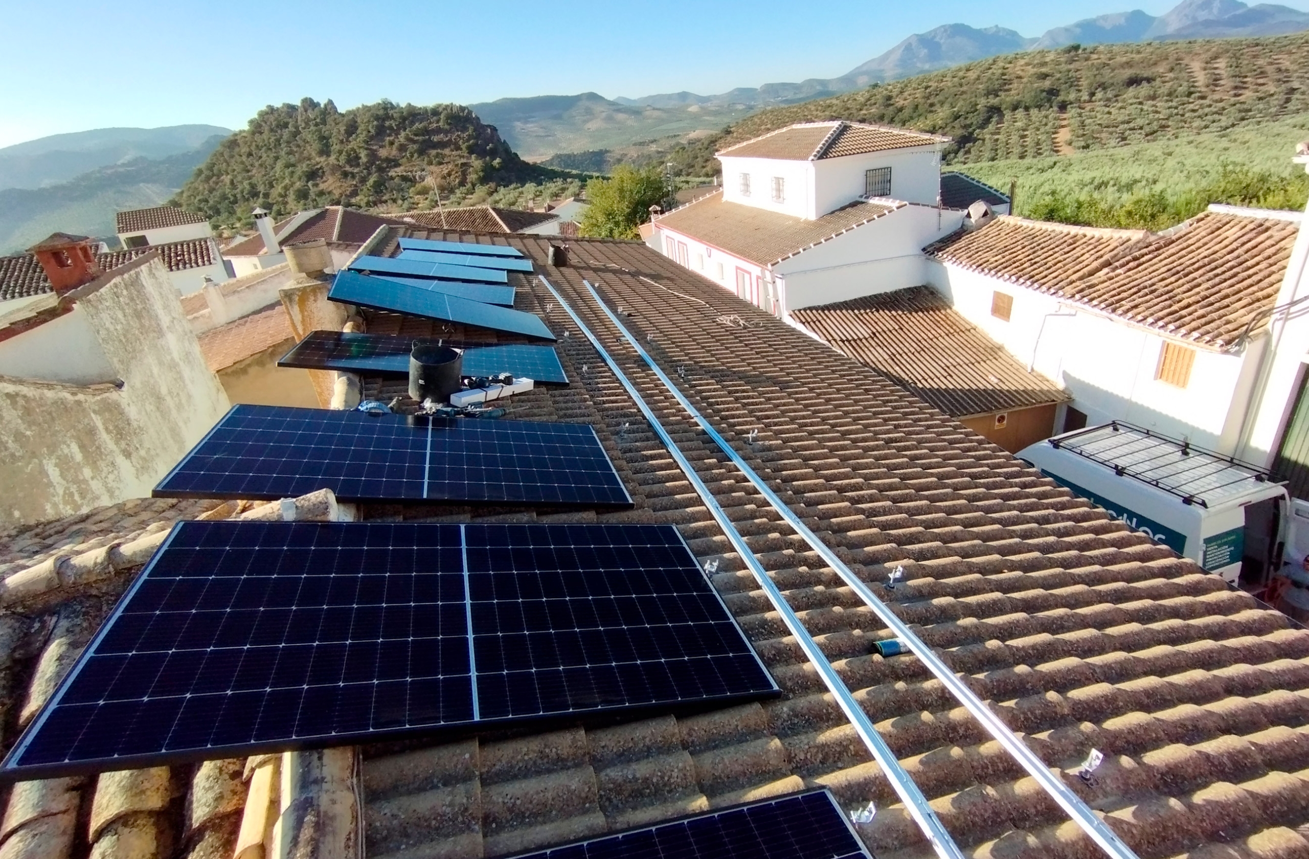 INSTALACIÓN PANELES EN EL ESPARRAGAL (MURCIA)