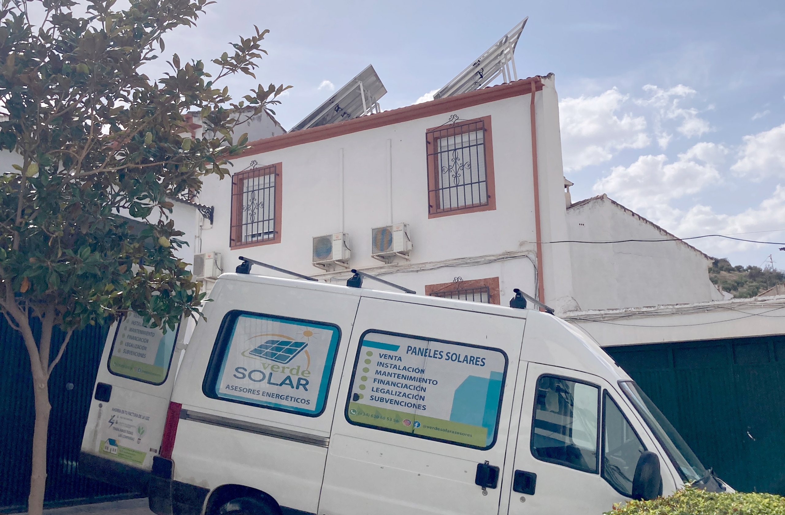 INSTALACIÓN PANELES EN FUENTE TÓJAR (CÓRDOBA)