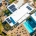 casa con piscina y placas solares